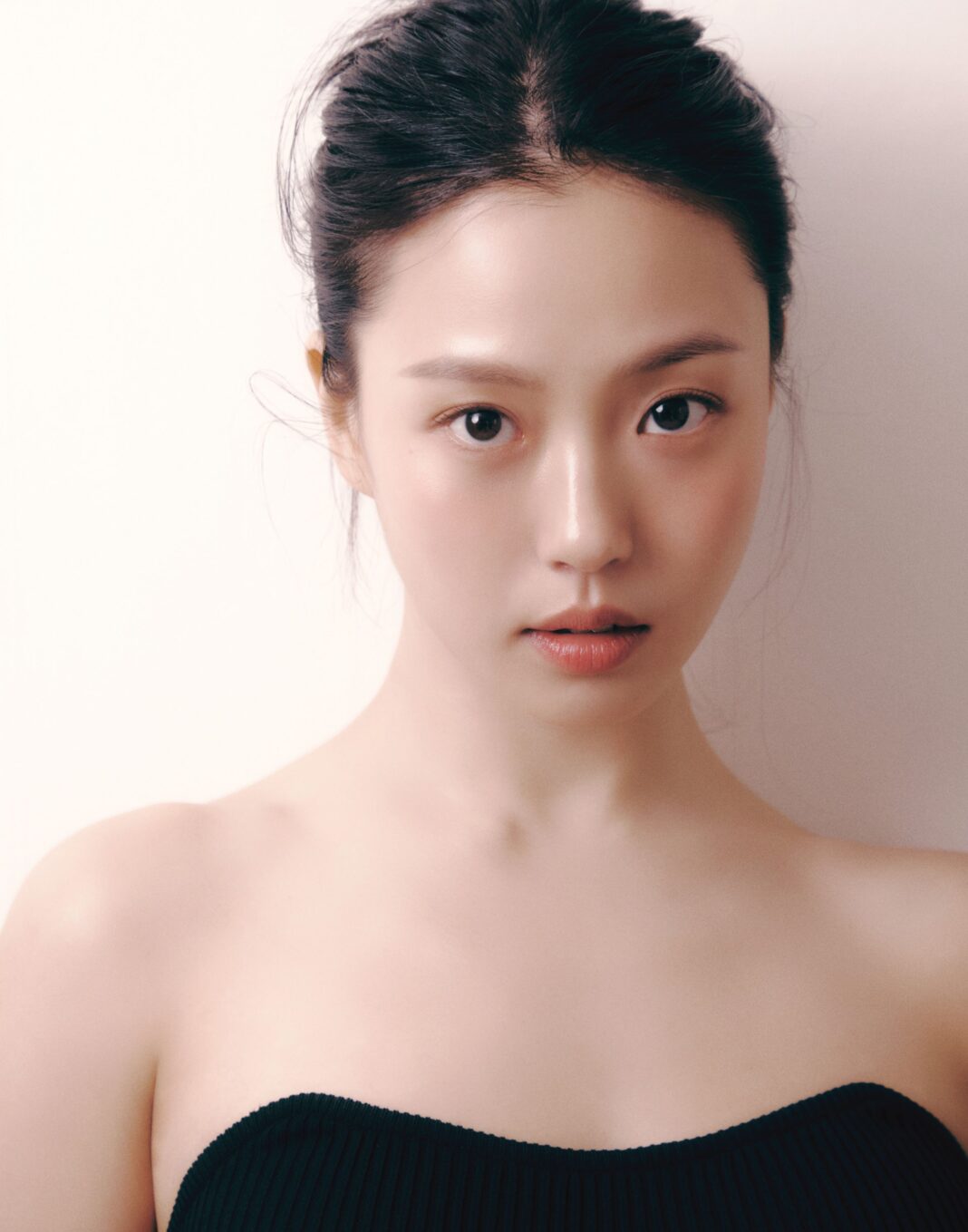 투썸플레이스, 홀리데이 시즌 모델로 고민시 선정