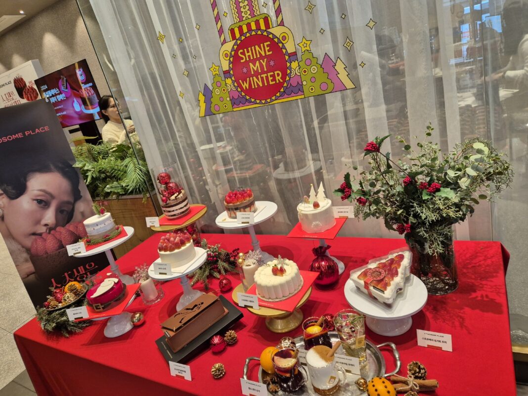 투썸플레이스, 시그너처 ‘스초생’ 시리즈로 홀리데이 시즌 공략