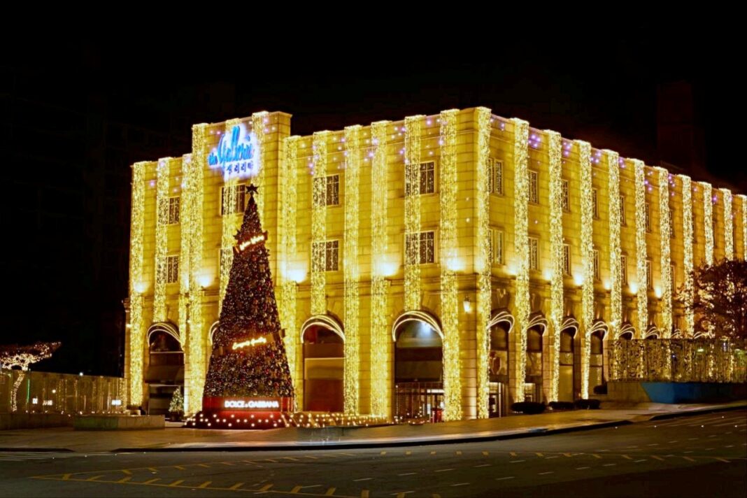 돌체앤가바나와 홀리데이 장식 선보이는 ‘갤러리아 명품관’