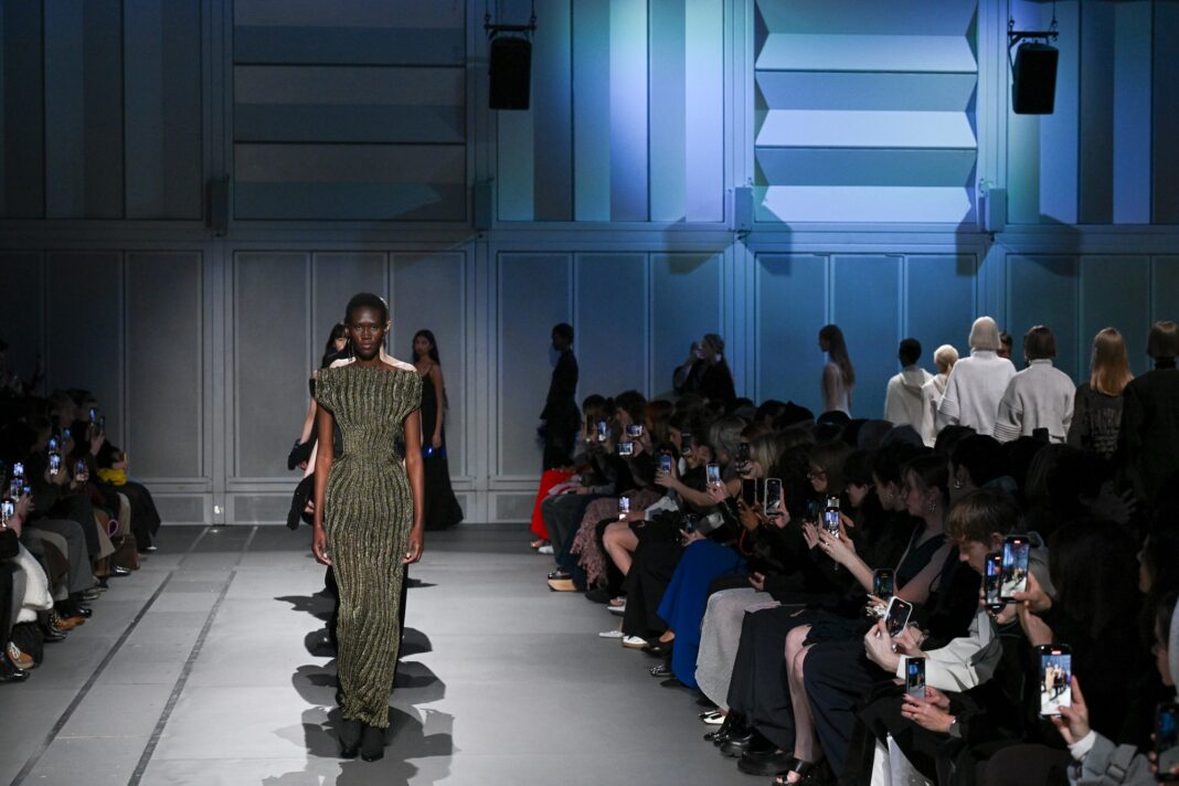 신세계인터내셔날, ‘CFCL’ 국내 독점 전개