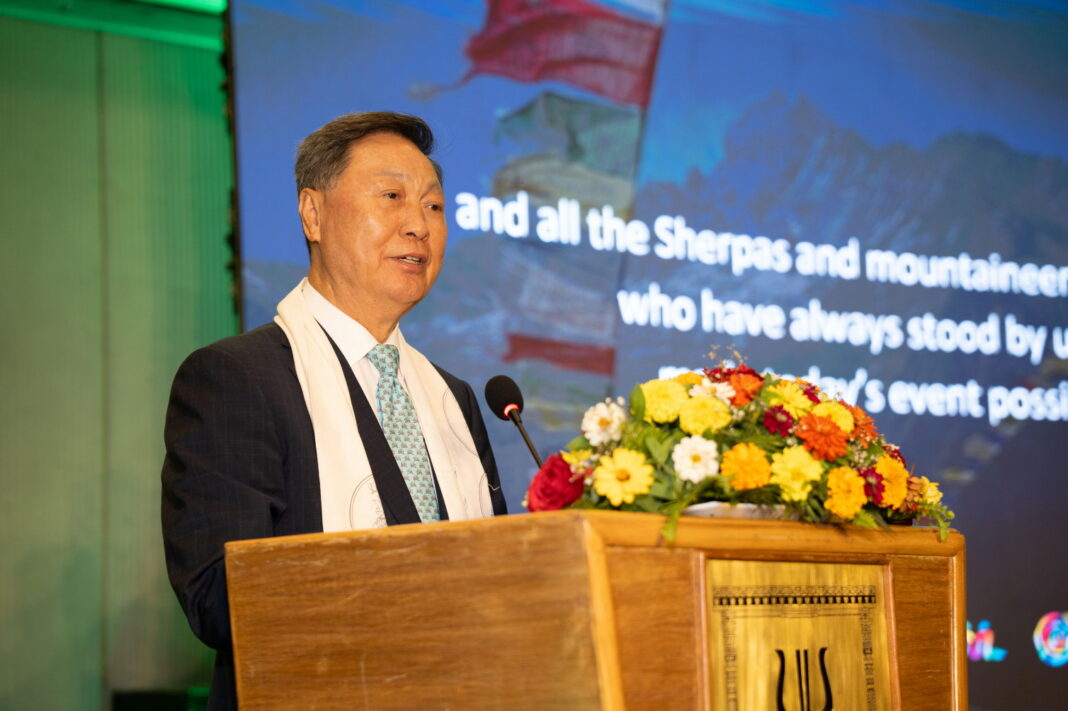 BYN블랙야크그룹, 네팔 카트만두서 ‘히말라야 기후 헌장 2025’ 발표