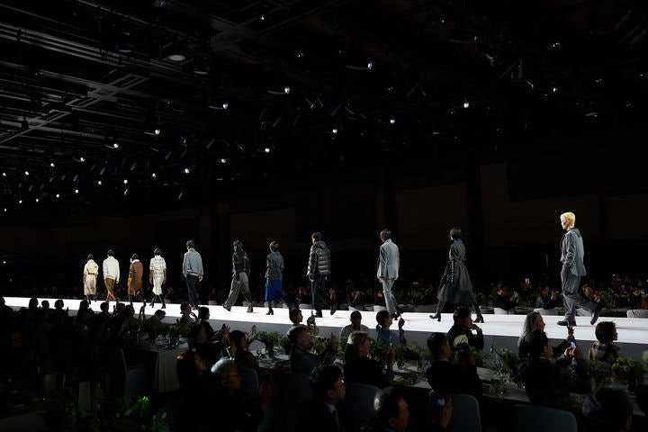 닥스, 전통과 혁신 공존한 ‘2025 FW 패션쇼’ 성료