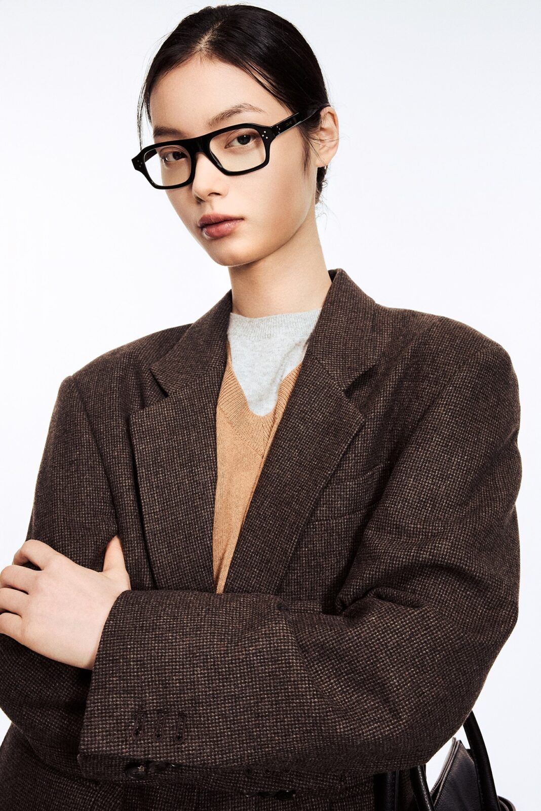 TNGT, 유니섹스 브랜드로 도약…여성 오버핏 수요 대응