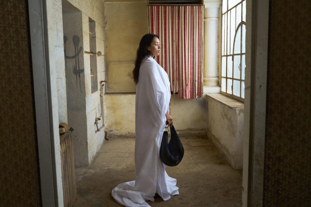 아카이브 앱크, 26SS 신규 라인업 공개…’플링백’ 선봬